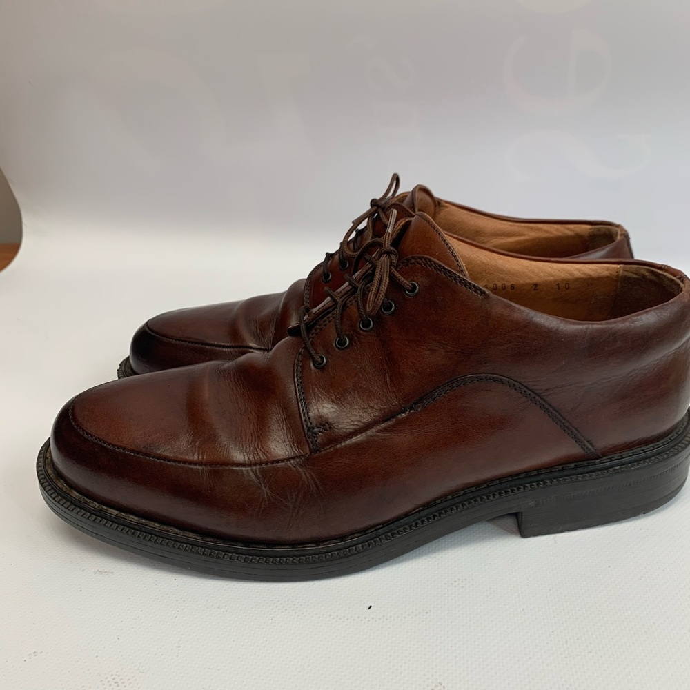 Johnston and Murphy Passport shoes